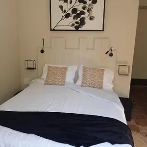 Séjour chez l'habitant Entre Source Et Volcan France